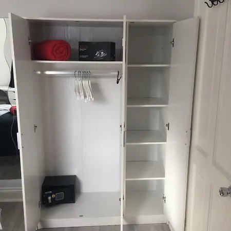 Apartment 2 Bedroom House Near Leeds City Centre Leeds (West Yorkshire)