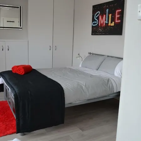 Apartment 2 Bedroom House Near Leeds City Centre Leeds (West Yorkshire)