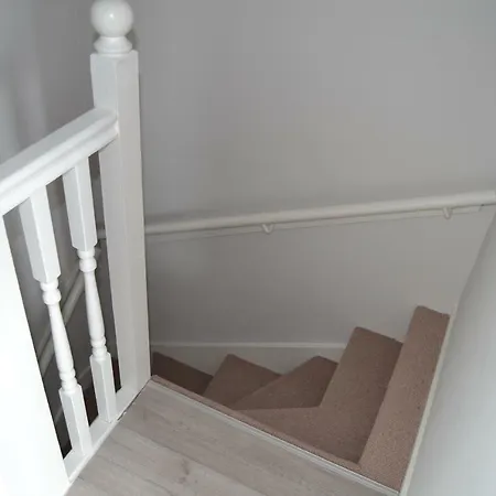 2 Bedroom House Near Leeds City Centre * Leeds (West Yorkshire)